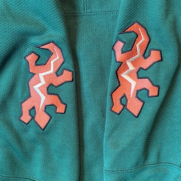 Phoenix Coyotes Starter Jersey - Picture 6 of 6